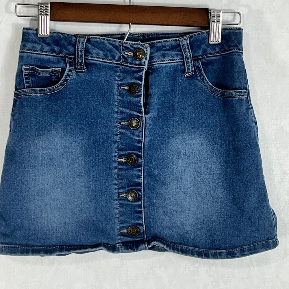 Cat & Jack Girls Size M 7-8 Stretch Blue Denim Jean Skirt Snap Front Detail